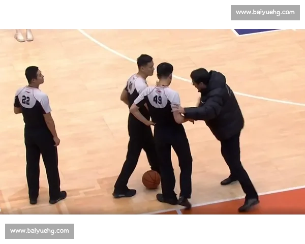 “第一草根王” 涉赌敲警钟:20 年前姚明黑哨与火箭的悲情 “第一草根王” 涉赌敲警钟:20 年前姚明黑哨与火箭的悲情